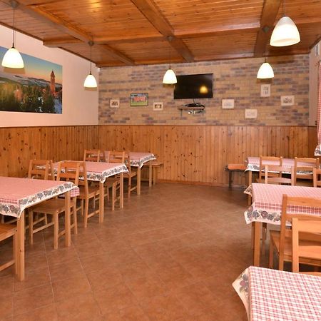 Penzion Jizerka Jablonec nad Nisou Exteriör bild