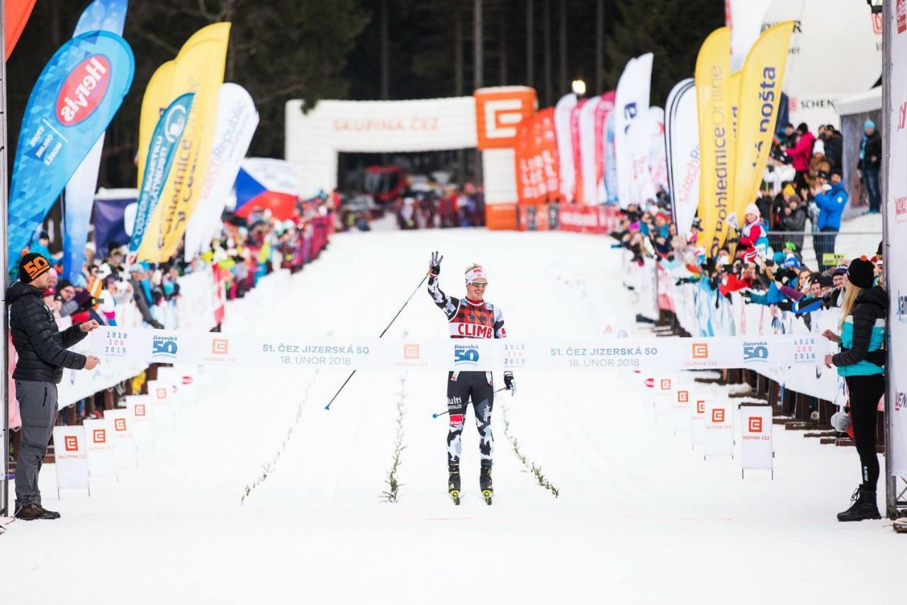 Penzion Jizerka Jablonec nad Nisou Exteriör bild